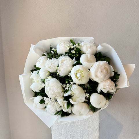 Pearl Peony Dream Beyaz Şakayık Buketi