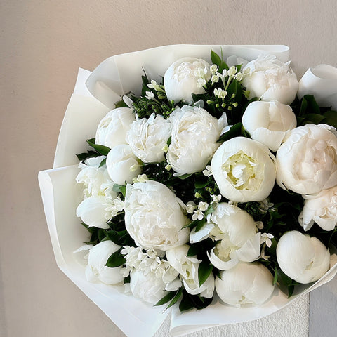 Pearl Peony Dream Beyaz Şakayık Buketi