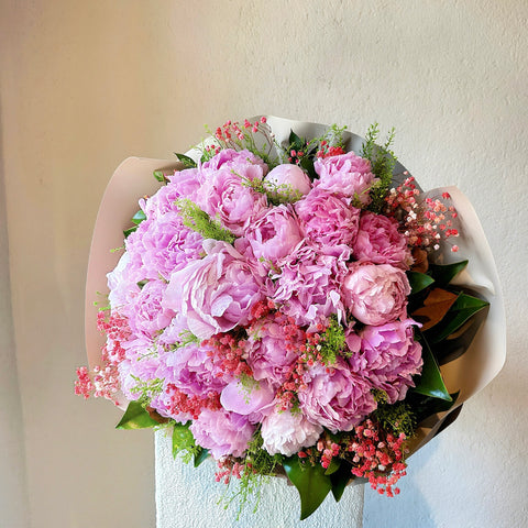 Sarah's Peonies Exclusive Pembe Şakayık Buketi