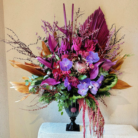 Sapphire Blooms Luxe Vazoda Aranjman
