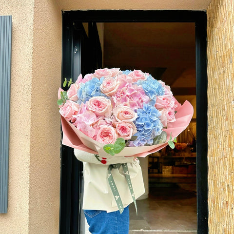 LOVELY MAMA! Premium Hydrangea Bouquet