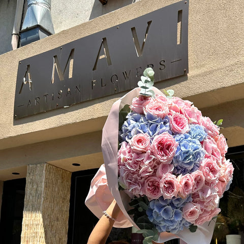 You're Gorgeous! Premium Hydrangea Bouquet