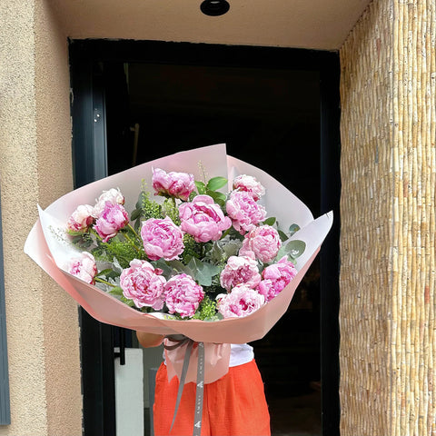 Linda 15 'li Pembe Şakayık Buketi