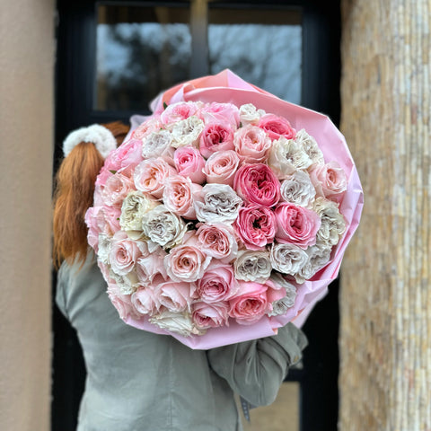 Paris Breeze Romantic Premium Buket