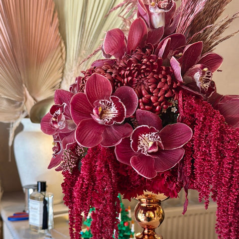 Burgundy Éclat Couture Aranjman