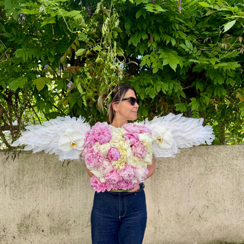 Wings of Love Şakayıklı Deluxe Aranjman