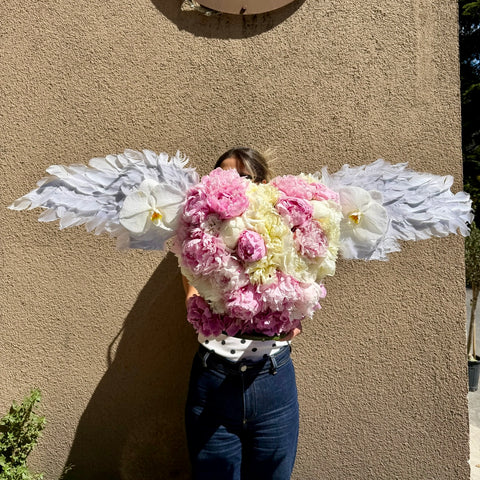 Wings of Love Şakayıklı Deluxe Aranjman