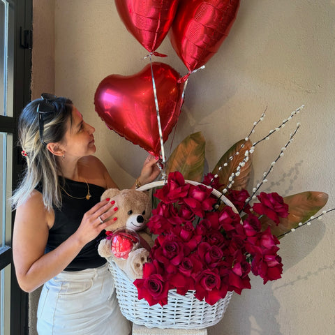 Forever Yours Luxury Sepet Aranjmanı
