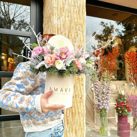 Winter Blush Premium Mini Kutuda Aranjman