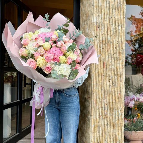 Blush Garden Premium Buket