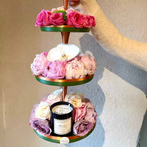 Maison d’Amour Deluxe Çiçek & Mum Aranjmanı