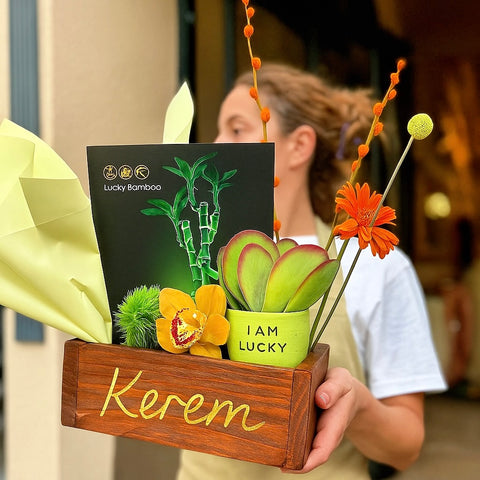 Lucky Box – İsme Özel Şans Aranjmanı