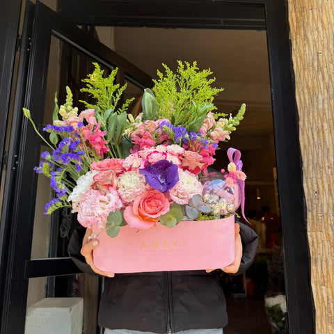 Velvet Bonbon Garden  Mini Çikolata Küreli Aranjman