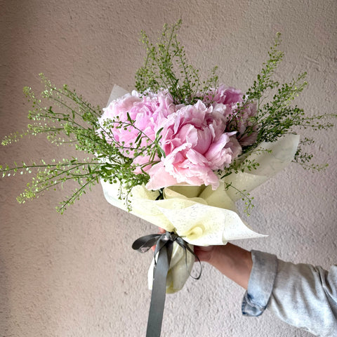 Blush Peony Mini Buket