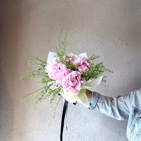 Blush Peony Mini Buket