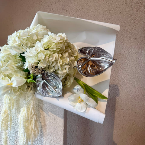 Silver Whisper Couture Buket