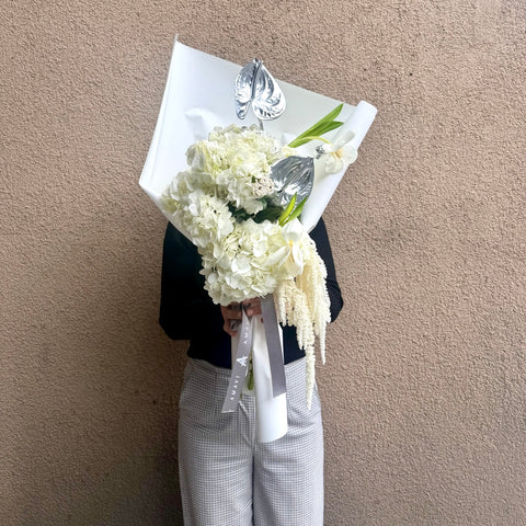 Silver Whisper Couture Buket