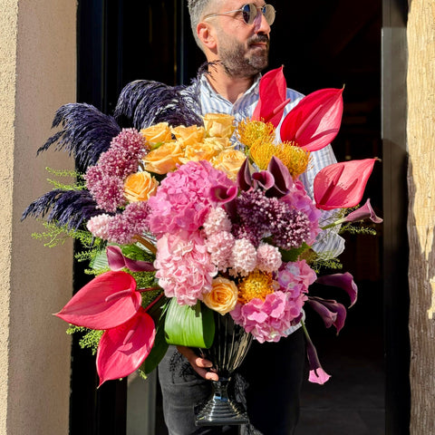 Tropical Blush Delux Vazo Aranjmanı
