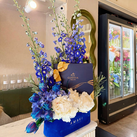 Midnight Blue Godiva Çikolatalı Hediye Kutusu