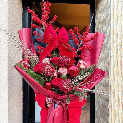 Rouge Frosted Bloom Kış Buketi