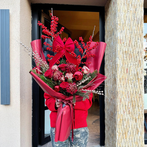 Rouge Frosted Bloom Kış Buketi