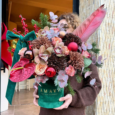 Velvet Forest Rouge Premium Kutuda Aranjman