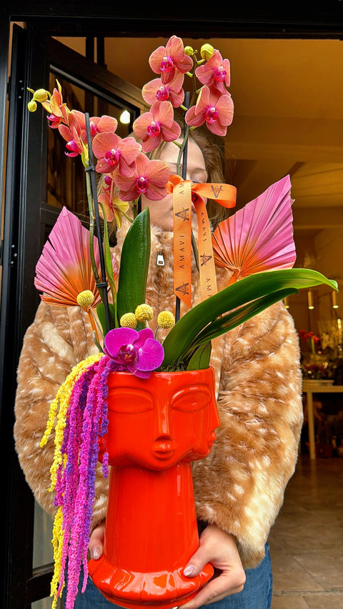 Solar Muse Seramik Vazoda Orkide Tasarımı