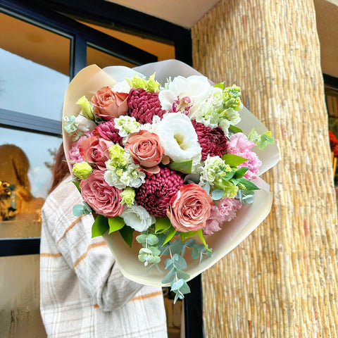 Vintage Charm Cappucino Gül Buketi