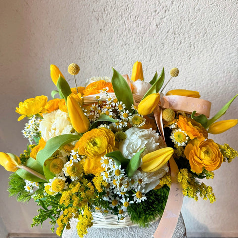 Golden Bloom Sepet Aranjmanı