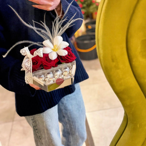 Ivory Élégance Pleksi Kutuda Çikolata