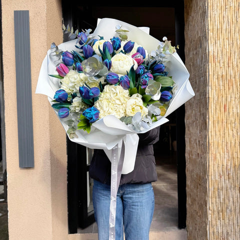 Azure Éternité Şakayıklı Galaksi Lale Buketi