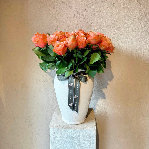 Coral Kiss Deluxe Vazoda Güller