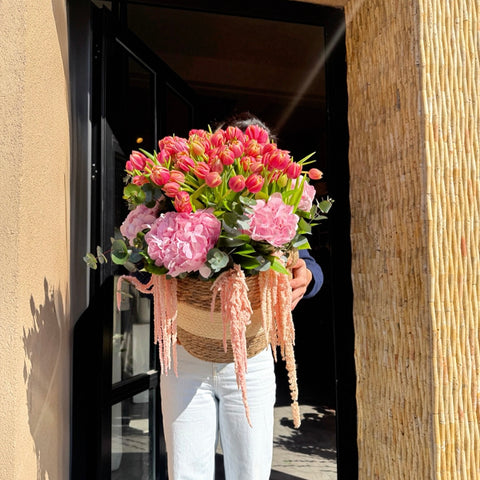 Pink Velvet Cascade Sepette Pembe Laleler