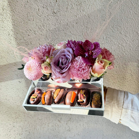 Velvet Date Kutuda Çikolata Kaplı Hurmalar