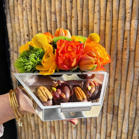 Saffron Date Bloom Çikolata Kaplı Hurma Kutusu