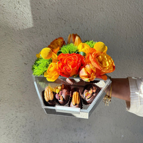 Saffron Date Bloom Çikolata Kaplı Hurma Kutusu