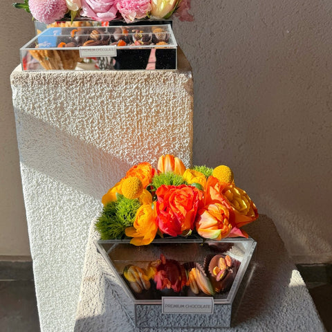 Saffron Date Bloom Çikolata Kaplı Hurma Kutusu