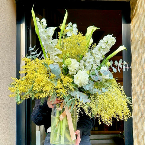 Special White Gala Vase Arrangement for Women's Day 