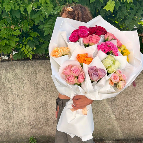 Rainbow Spectrum Deluxe Rose Bouquet