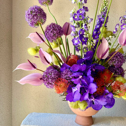 Amavi's Cozy Garden Vase Arrangement 