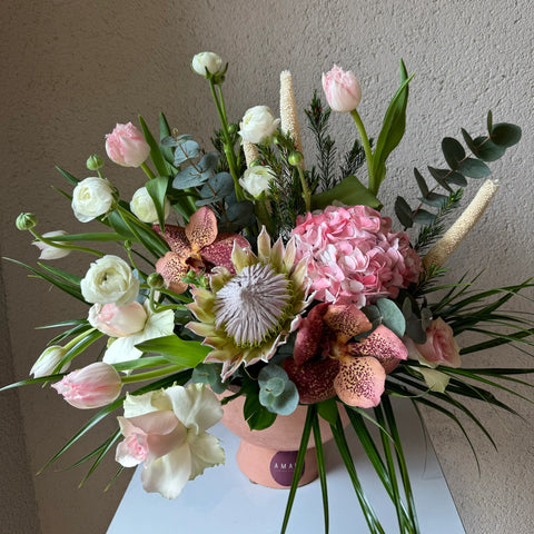 Natural Arrangement in Silent Poetry Concrete Vase 